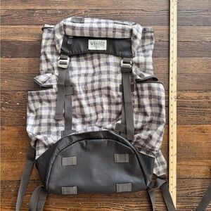 Wenzel Stache 20 Backpack Lightweight Daypack Grey Plaid Draw Cord Flap 11x19